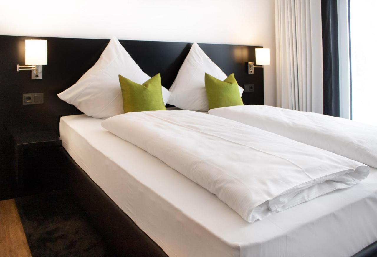 Tu Hotel By Wmm Hotels Tuningen Exterior foto